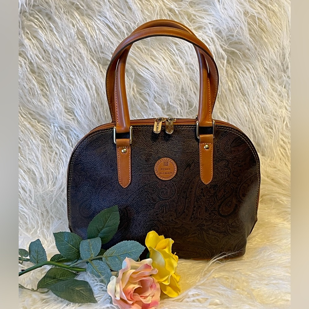 ❤️CHRISTMAS SALE❤️Pierre Balmain leather handbag/tote